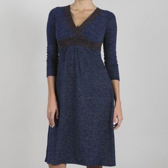 DownEast Dresses & Skirts - DOWN EAST BASICS navy crisscross angora dress - size S